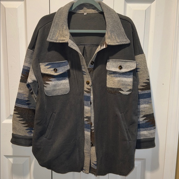 boutique Other - Aztec Gray Fleece Shacket NWOT